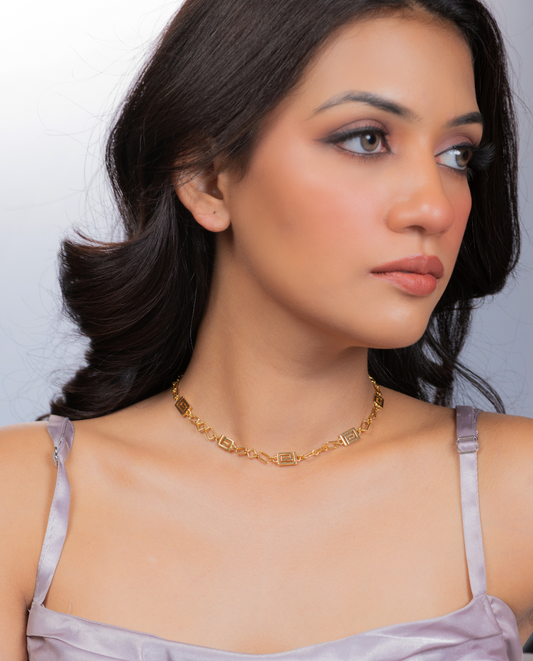 Astra Choker