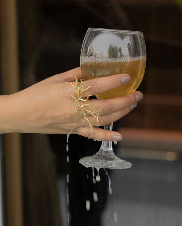 Twig double finger ring
