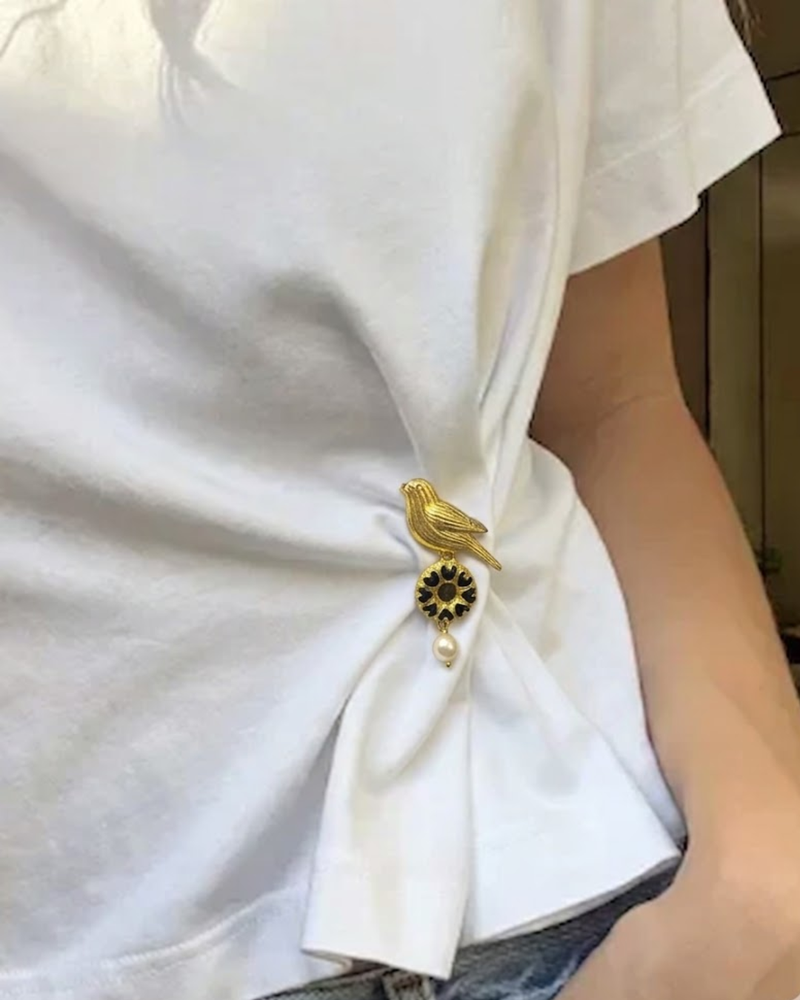 Dilruba Bird Brooch