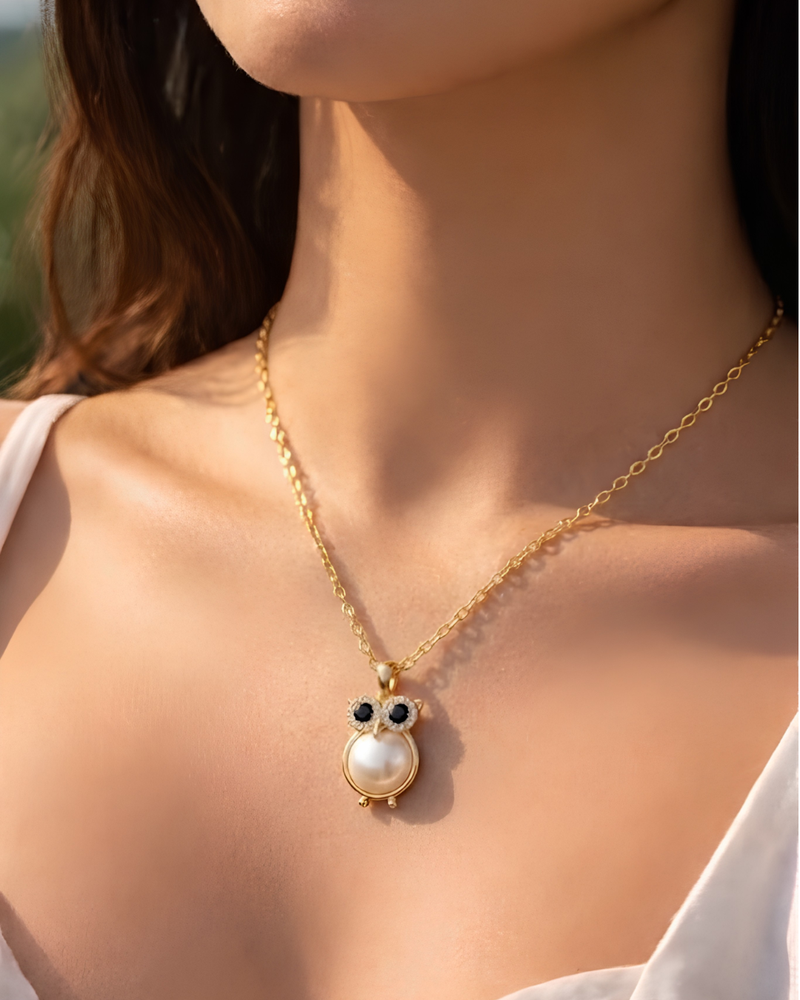 Hedwig Pendant