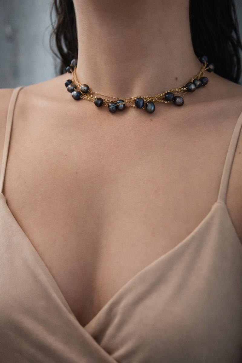 Peacock Grey Choker