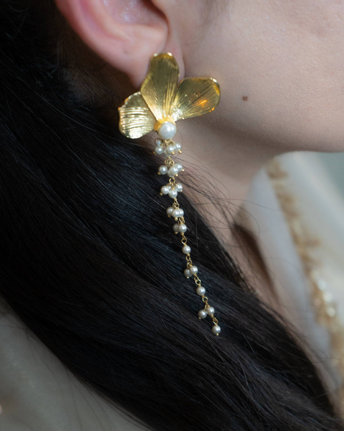 Leafy Pearl Earring