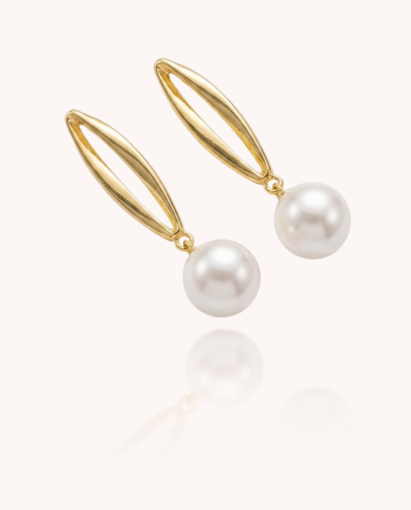 Pearl drop earrings