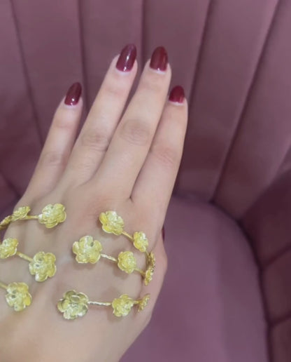 Sakura Hand Cuff