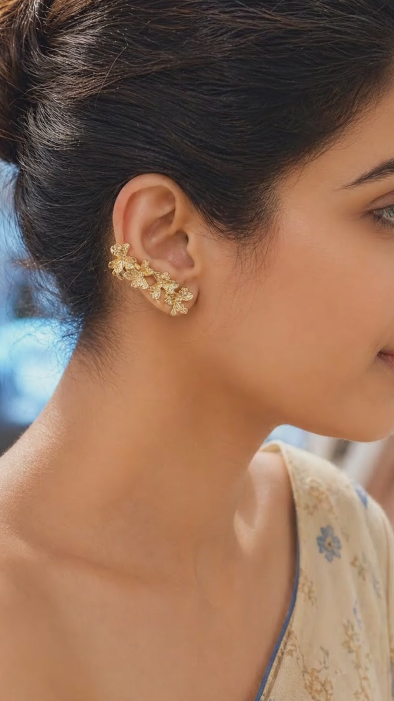 Sakura Earcuff